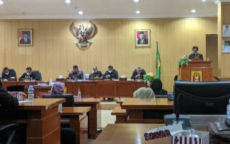 Rapat perubahan Alat Kelengkapan Dewan di DPRD Banjarbaru.