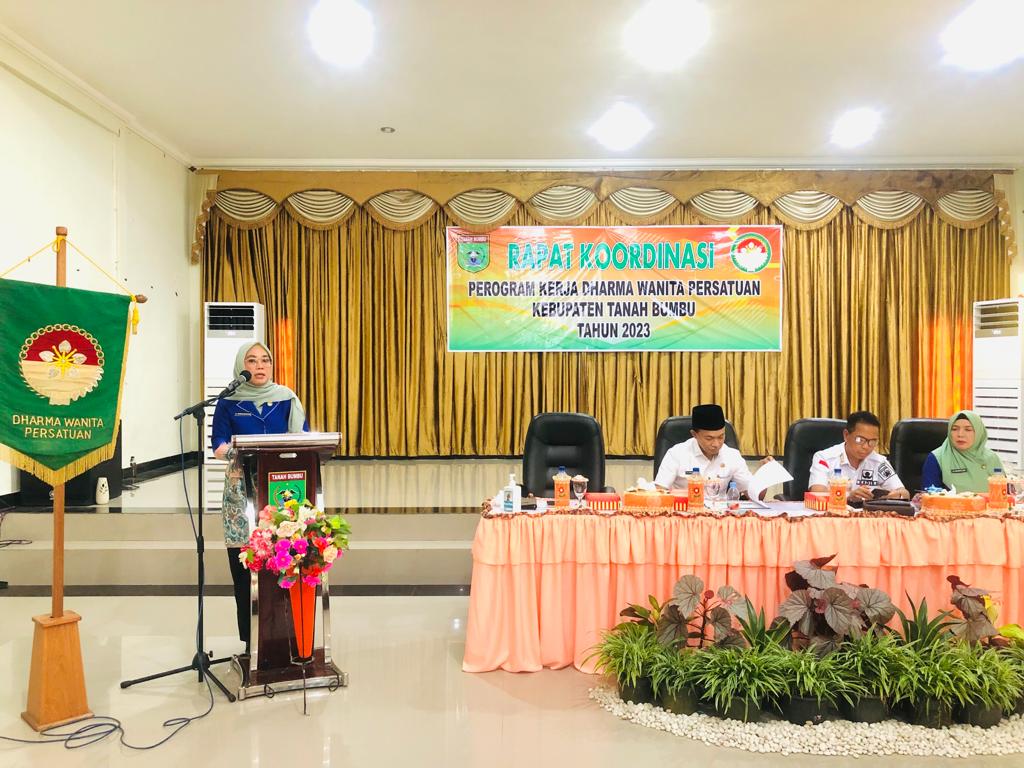 Dharma Wanita Persatuan Kabupaten Tanah Bumbu (DWP Tanbu), menggelar rapat koordinasi (rakor) program kerja tahun 2023. (Foto: Diskominfo Tanbu)
