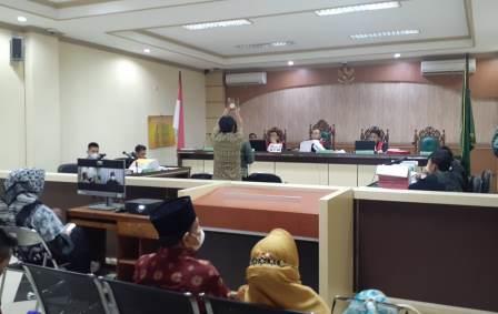 Sidang Kasus Korupsi Dana Hibah KONI Banjarbaru saat digelar di PN Banjarmasin. (Sumber Foto:Kejari Banjarbaru)